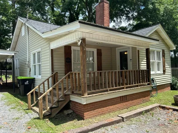 102 W Fairmount Ave, Cedartown, GA 30125