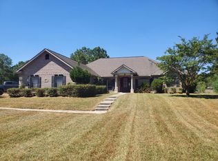 571 Rodeo Dr, Leesville, LA 71446