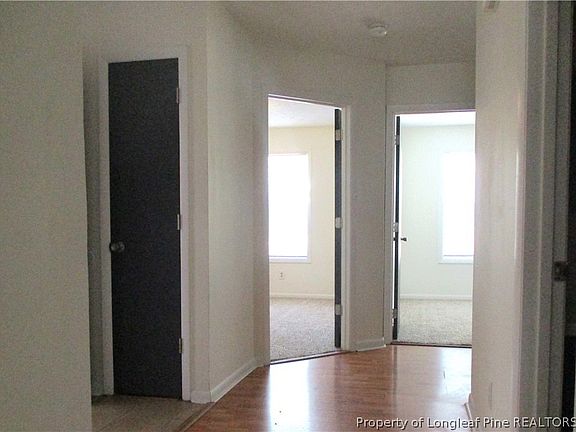 5th image of 1014 Brookhollow Dr APT 4