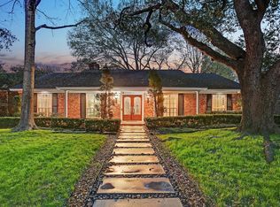 2507 Briarpark Dr, Houston, TX 77042
