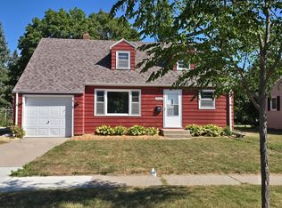 1506 10th Ave S, Moorhead, MN 56560