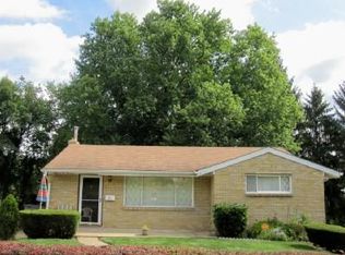 11213 Azalea Dr, Pittsburgh, PA 15235