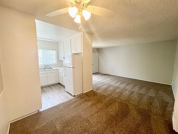 5th image of 3696 Marlborough Ave APT 8