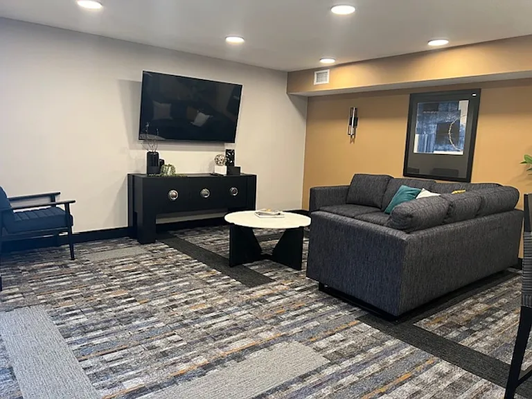 Garden Oaks Apartments — Photo 17