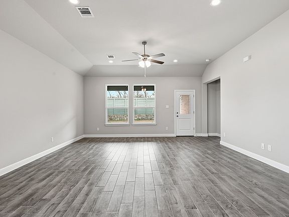 7th image of this home