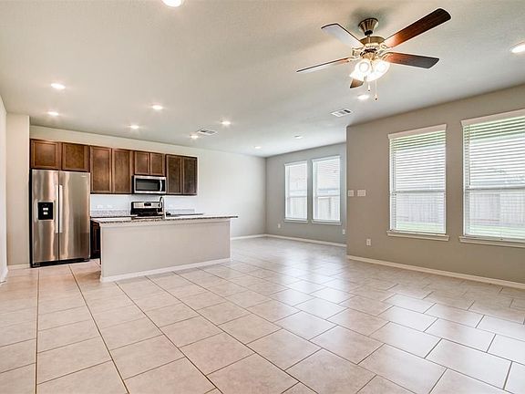 4th image of 25607 Northpark Spruce Dr