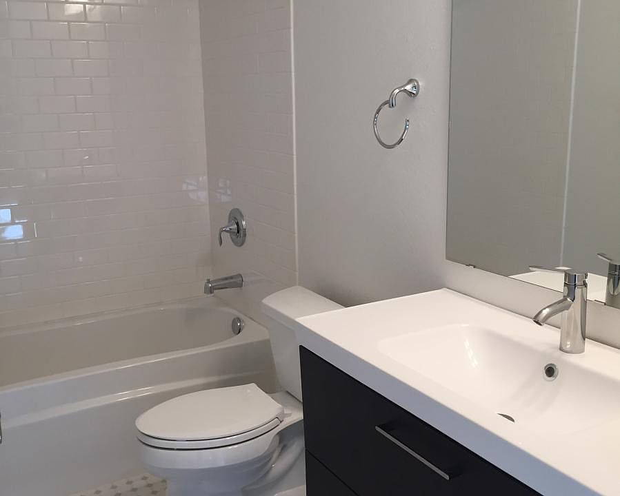 Second full bath, subway tile bath and hexagon mosaic floor