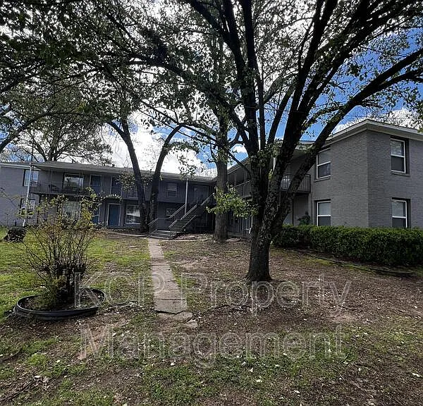115 N Albert Pike Ave #6 — Photo 9
