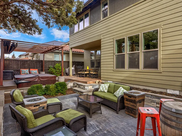 63132 NW Via Cambria — Photo 20