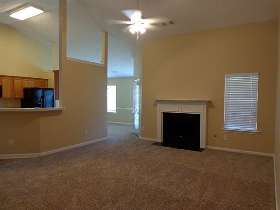 4th image of 225 Grover Turner Way