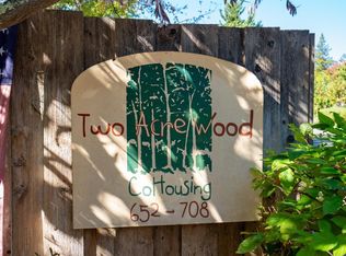 668 Robinson Rd, Sebastopol, CA 95472