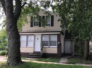 913 47th St, Kenosha, WI 53140