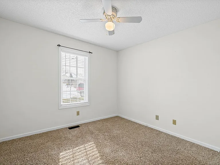 3269 Tabby Dr — Photo 22
