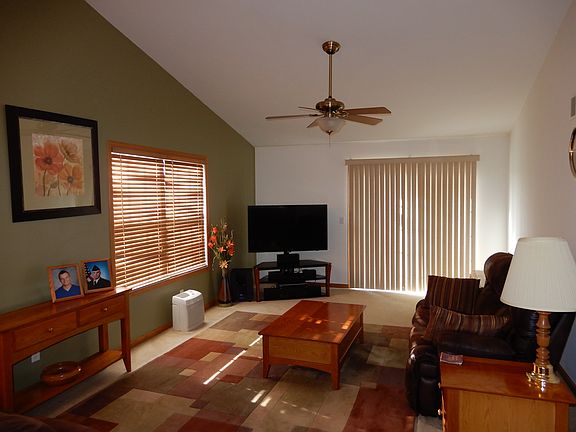 4th image of 491 Prairie Knoll Dr