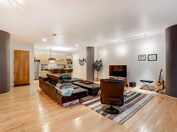 3rd image of 106 N High St APT 502