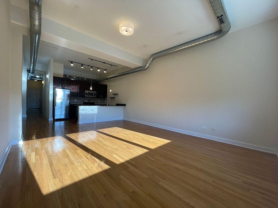1st image of 2778 N Milwaukee Ave APT 233