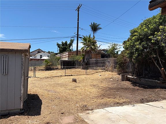 4th image of 736 Sacramento Ave