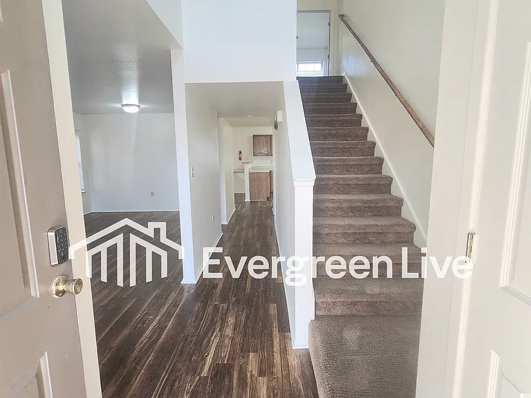 4109 Lew Wallace Dr — Photo 2