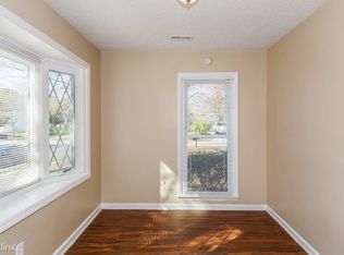 10429 Queensmead Cres, Charlotte, NC 28273