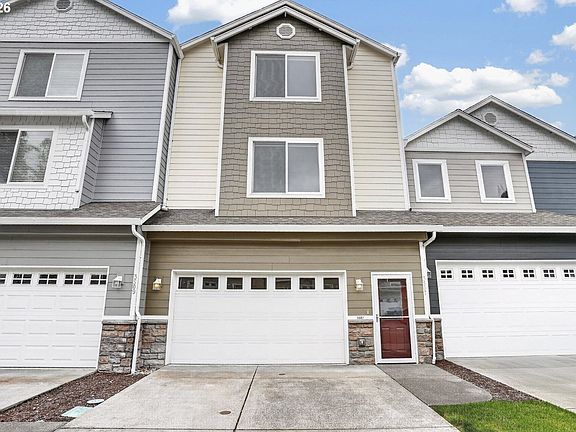 2nd image of 3507 NE 80th St