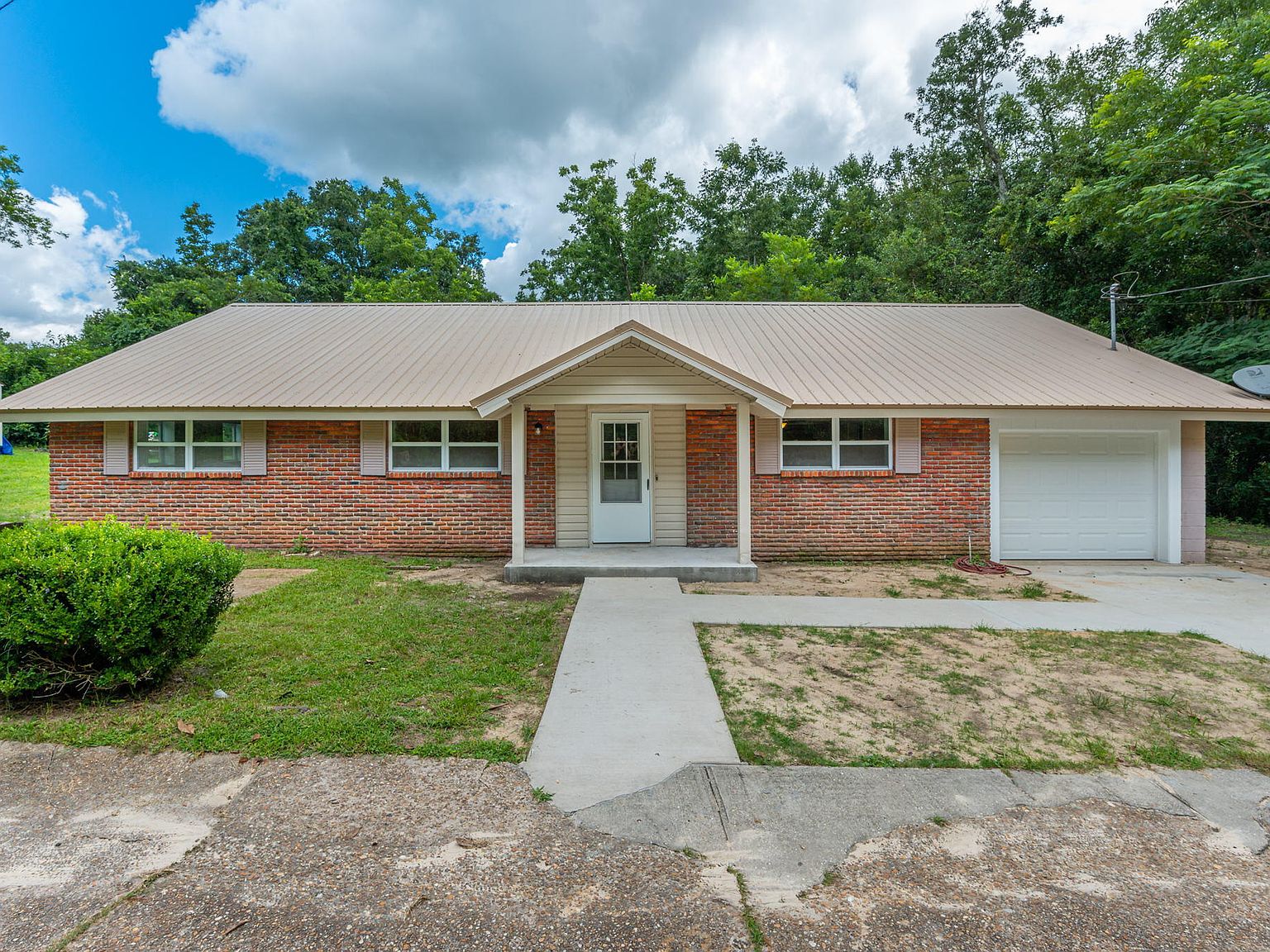 545 Dorsey Ave, Defuniak Springs, FL 32435 Zillow