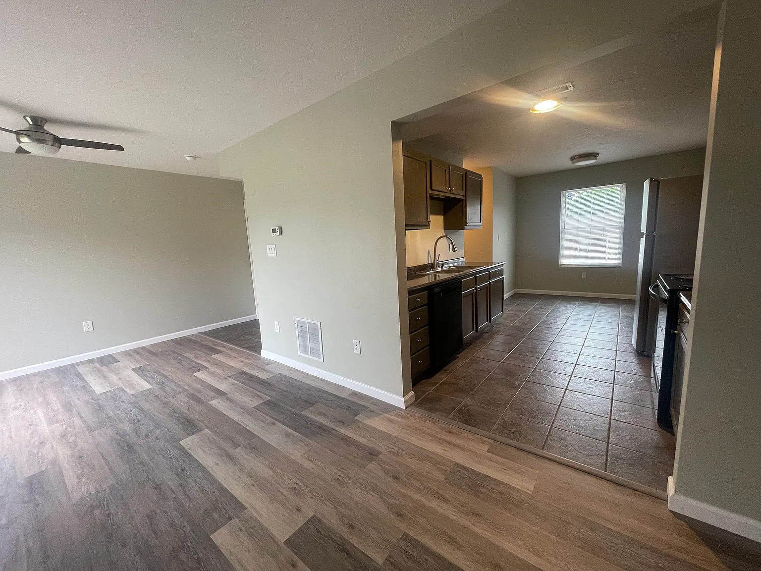 215 Barley Cir — Photo 4