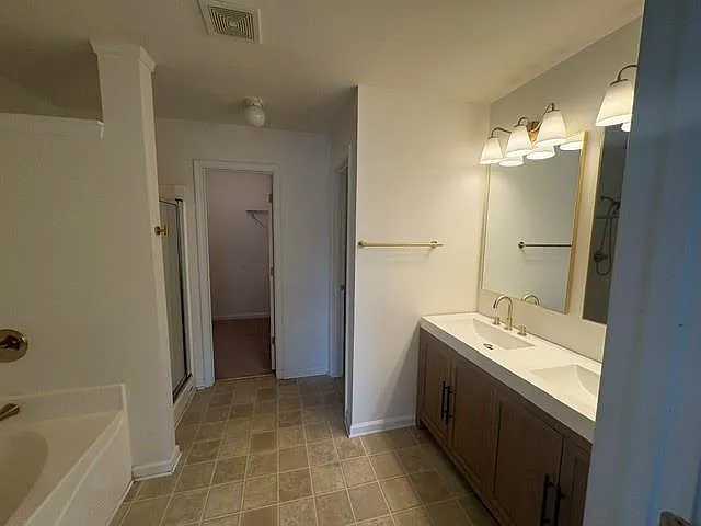 1941 Durwood Ln — Photo 17