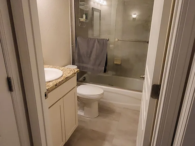6613 Folsom Hts — Photo 10
