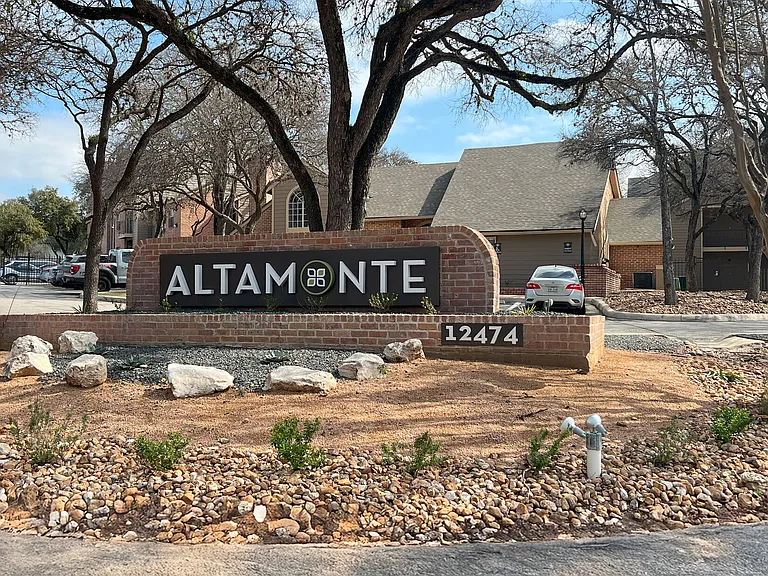 Altamonte Apartments — Photo 3