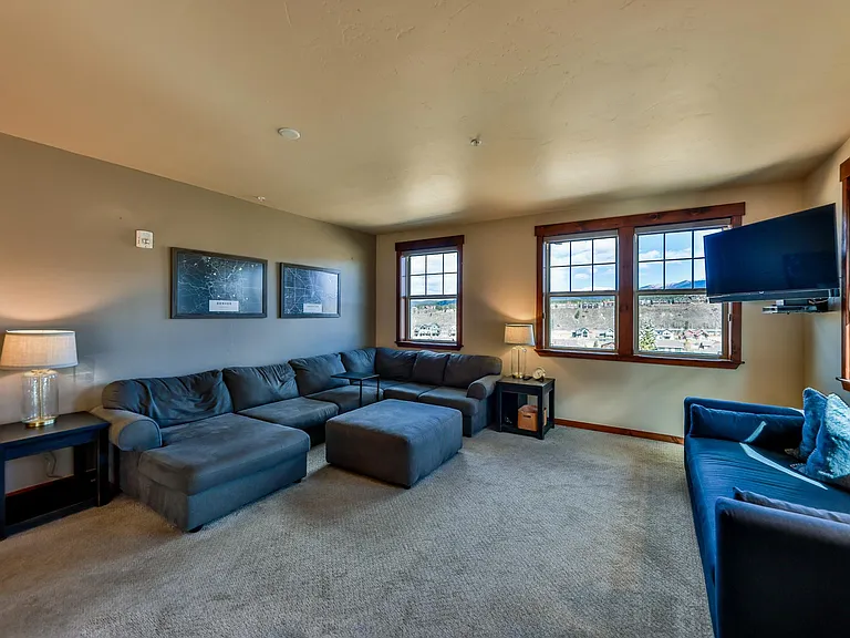 250 Cozens Pointe Cir #J-201 — Photo 8