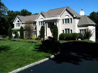 5 Lexington Dr, Warren, NJ 07059
