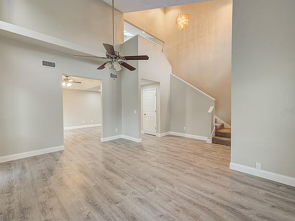 5th image of 16214 Armistead Ln
