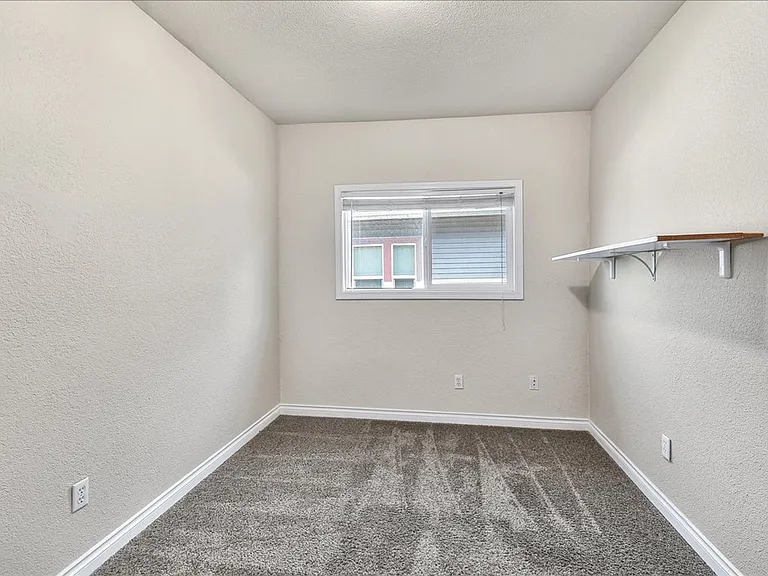 1511 McDougall Ave — Photo 12