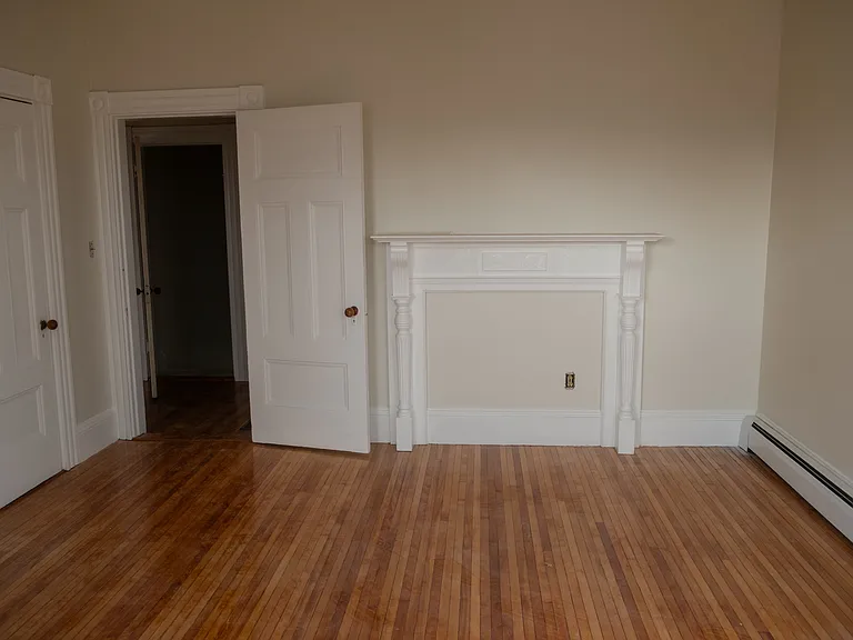 82 Lincoln Ave #2 — Photo 10