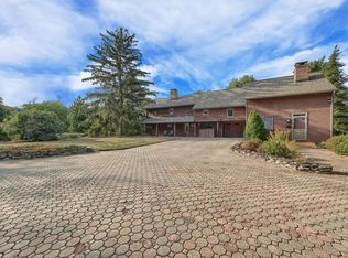 31 Woodland Dr, Walden, NY 12586
