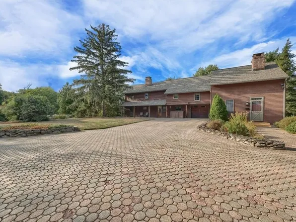 31 Woodland Drive, Walden, NY 12586