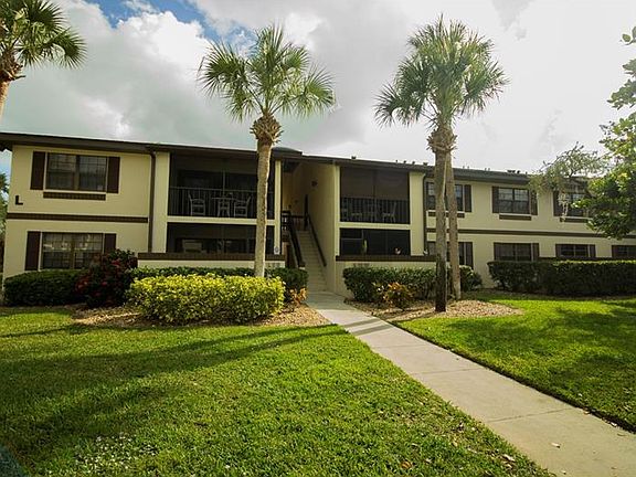 2nd image of 19505 Quesada Ave #L