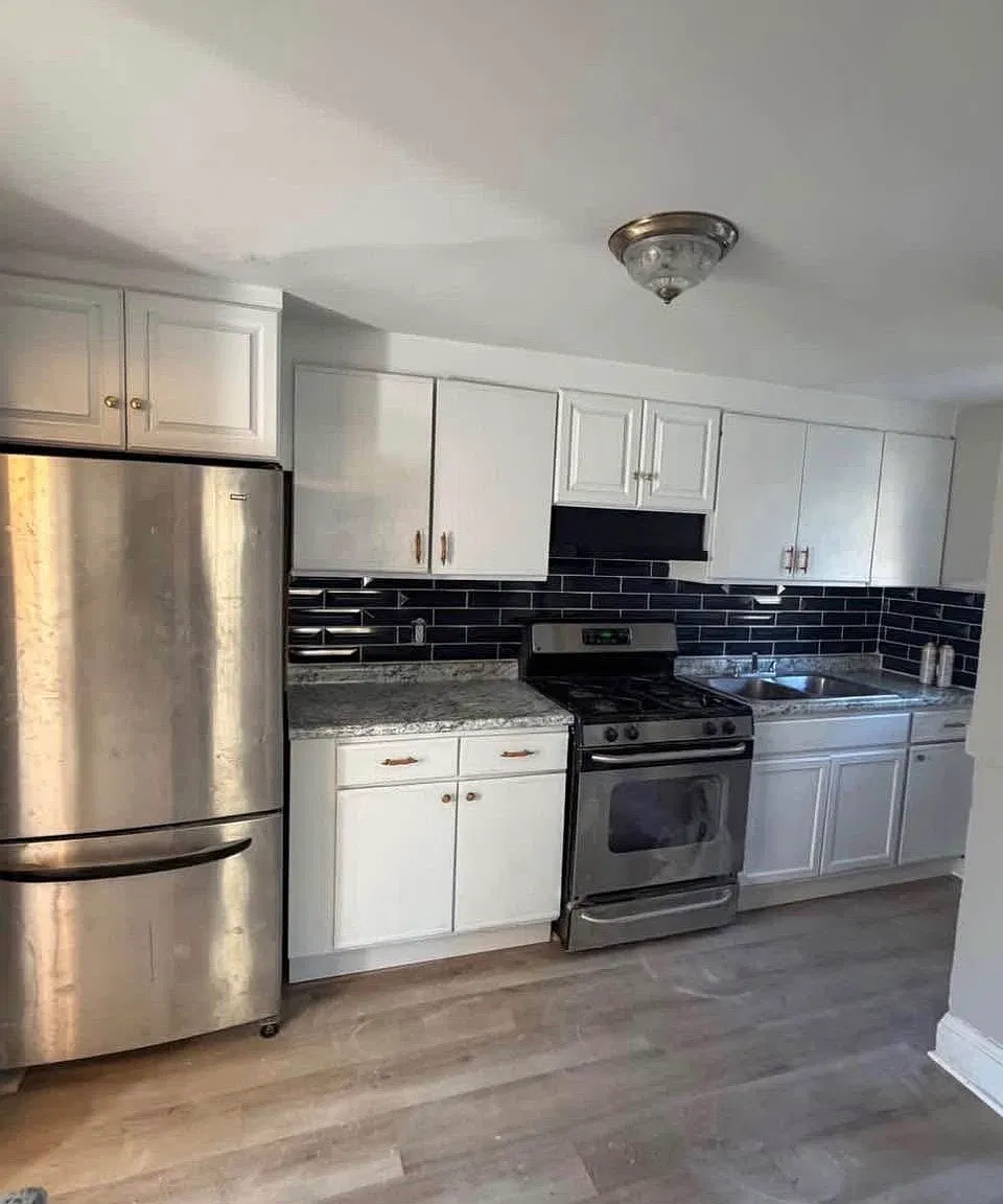 4 bed, 1600 sqft, $550 — Photo 2