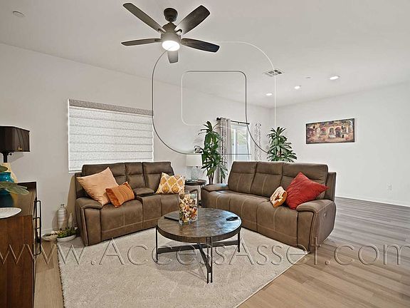 3rd image of 12912 Crown Hill Way