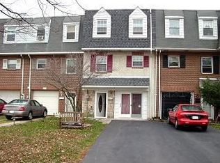 145 Sutcliffe Ln, Conshohocken, PA 19428