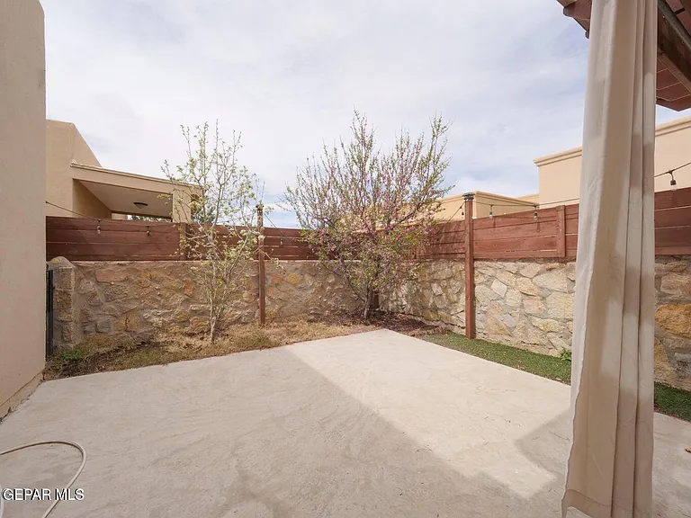11629 Grotto Bay Ct — Photo 20