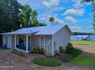 203 Floradandy Rd, Hawthorne, FL 32640