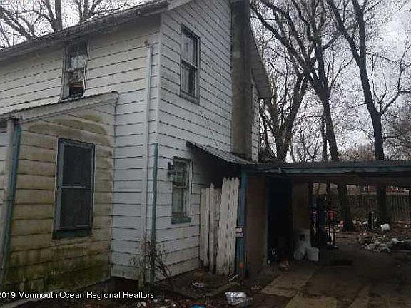 2nd image of 336 Cottage Pl