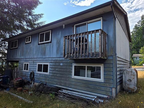 3rd image of 614 7th St