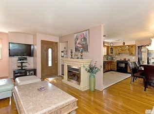 80-42 243rd St, Jamaica, NY 11426