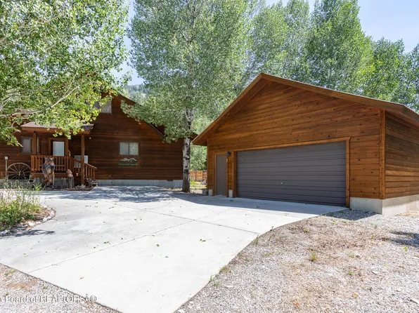 68 Creek Cir, Thayne, WY 83127