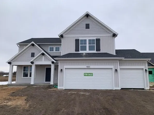 4885 Bethpage Dr NW, Comstock Park, MI 49321