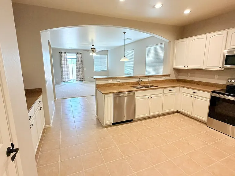 43460 W Caven Dr — Photo 4
