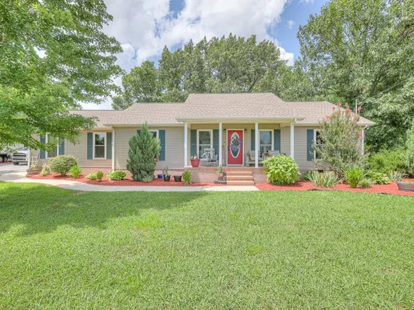 207 Shapard Dr, Shelbyville, TN 37160