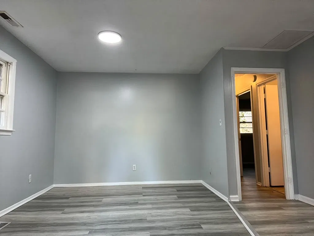 2 bed, 2261 sqft, $1,375 — Photo 3